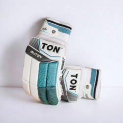 SS Gutsy Batting Gloves SS Gutsy Batting Gloves